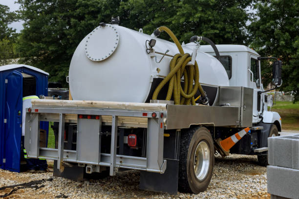 Best Portable restroom trailer rental  in Herndon, VA